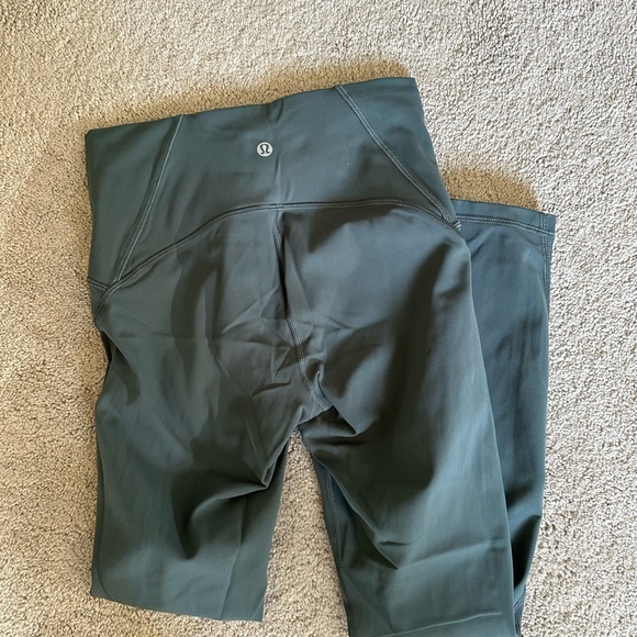 Lululemon Train Times 7/8 Pant *25" Sea Steel Size 4 - Picture 9 of 10